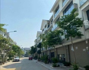 bán nhà cho em trai . 100m2,ô tô đỗ cửa, thang máy. 8pn, 6wc tại dương nội, hà đông, 25,5 tỷ.