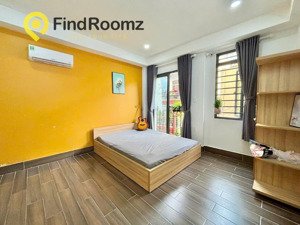 cho thuê căn hộ dịch vụ ban công, đầy đủ nội thất ngay sát trục phạm văn đồng