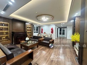 ảnh thật như hình, bố mẹ tôi cần bán căn hộ 3 ngủ đẹp tòa mhdi 60 hoàng quốc việt, sổ đỏ cất két