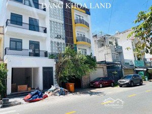 siêu vip - nhà 2 tầng - mặt tiền đường 494 - dt: 105m2 - ngang 5m - gần lê văn việt