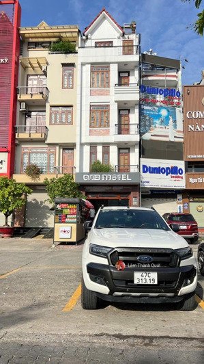 bán nhà mt trần não, 5x13, 4 lầu, 8pn, nhà đẹp, vị trí kinh doanh, 42 tỷ