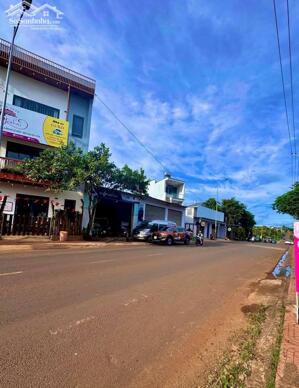 Nở Hậu Mặt Tiền Kinh Doanh Mai Thị Lựu đường to chỉ 2ti200