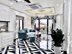chỉ 28 tỷ có ngay nhà 7t mặt phố yên lạc, lô góc ô tô tránh, nội thất luxury