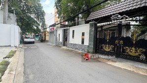 bán nhà mt đường 47 quốc hương, 3.8x18, 3 lầu, 5pn, 5wc, nhà đẹp, 22 tỷ