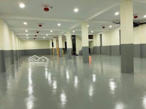 cho thuê nhà mt đường giải phóng dt 383m2 giá cho thuê 110tr/tháng - thuận tiện kinh doanh đầu tư