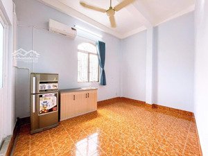 cho thuê phòng trọ 20m2 đầy đủ nội thất có cửa sổ trời đường nguyễn văn đậu , gần chợ cây quéo