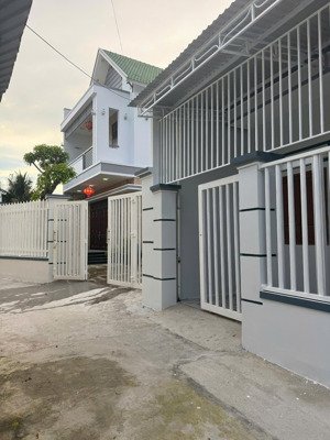 sót lại căn nhà diên toàn diên khánh chỉ 1tỷ550tr ngang 5,8m