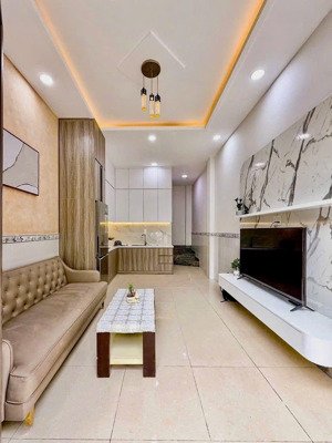 nhà đẹp 4 tầng - 2 phòng ngủ - vị trí đắc địa - phan văn trị