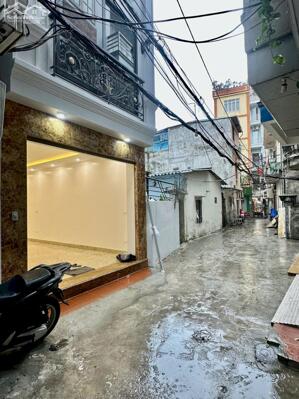 Chính chủ cần bán nhà phố xuân thủy,trần quôc vượng,dịch vọng hậu cầu giấy dt 46 m2,x 7 t 15 tỷ