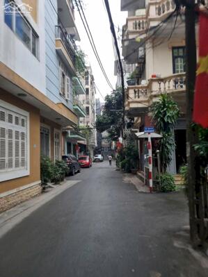 Siêu phẩm Nguyễn Hoàng Tôn 46m2, 2 tầng, mặt tiền 4m ô tô tránh vòng quanh chỉ 14.5 tỷ