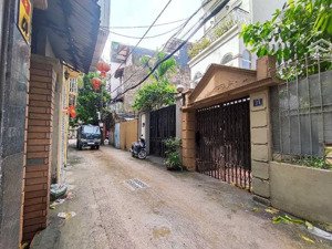 ngọc thuỵ - nhà đẹp dân xây - ngõ thông ô tô đỗ cửa - giá 6.4 tỷ (tl)