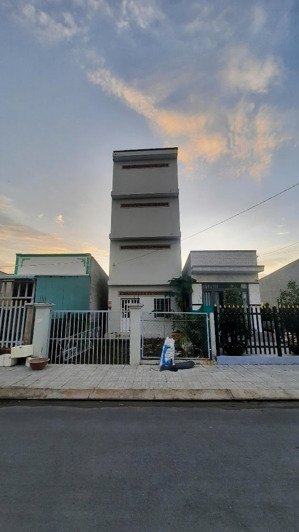 bán đất xã tam thôn hiệp, cần giờ, tặng nhà yến nhìn ra sông và rừng ngập mặn, 150m2