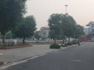 đất hot bìa làng dục tú - đông anh, giá 8x, sát vành đai 3, đường dẫn tứ liên