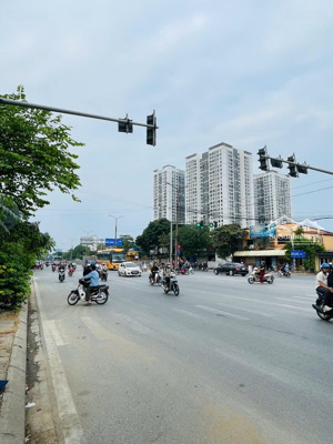 mảnh đất mặt phố cổ lò đúc hai bà trưng 116m mt4.1m đã đổ móng bè chuyển nhượng lại chỉ 44.6 tỷ