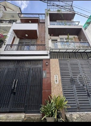 bán nhà riêng 3 tầng btct. 4pn, 4wc, 57m2. hxh ngay phường trường thọ, thủ đức. giá 7,5 tỷ tl