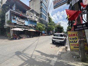 bán nhà chiến thắng 42m2, 5 tầng, 10 tỷ văn quán