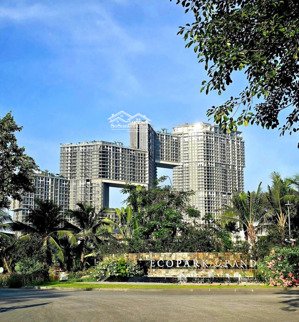 sky forest 3 ngủ góc, có ban công rộng nối dài 3 phòng, logia phụ thoáng, có khe lấy gió 