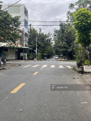 nhà đường dc11 p sơn kỳ tân phú. dt 80m2 x 3 tầng 4pn. giá 10 tỷ 85