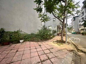 lô góc 3 mặt thoáng tđc ngọc thụy tt6 32m2 mt 11.5m 13.3 tỷ