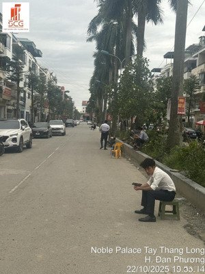 cho thuê 24.000m2 đất làm kho xưởng bãi, gara, sân bóng, sân pick.vv. lh: 