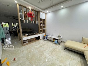 kiến hưng 7 tỷ lô góc 45m dân xây còn như mới ngõ trước nhà rộng sát hà cầu gần tô hiệu