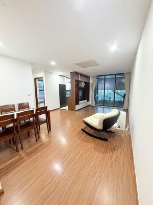 chính chủ cho thuê căn ecodream 3pn 2vs 98m2 gần full đồ giá 15tr vào luôn