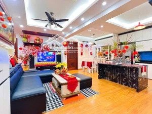 tôi cần bán cc f home võ chí công 108,5m2, 3pn, 2wc, pháp lý đầy đủ, ( có thương lượng)