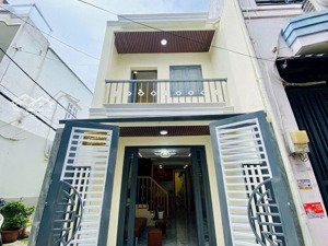 còn xót lại 1 căn ngay trung tâm đầy đủ tiện ích âucơ tânbình.giá 1ty550.dt 44m2(4x11) hẻm oto