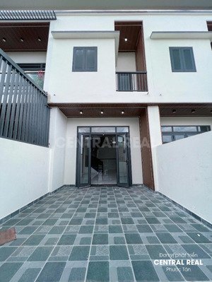 bán nhà phường phước tân ngay sân golf - sổ riêng thổ cư hoàn công - 600tr nhận nhà