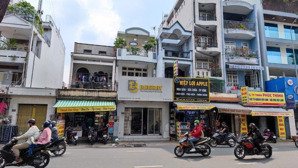 gấp! mtkd ngay chợ gv - huỳnh khương an p5. cn 65m2 1 trệt 3 lầu chỉ hơn 9 tỷ