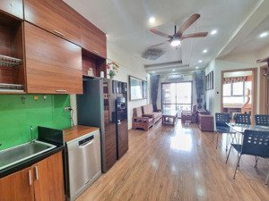 bán căn hộ chung cư 2pn 90m2 giá thỏa thuận tại mễ trì thượng, nhà ở giữ gìn, sổ đỏ lâu dài