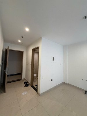 bán cc tại vinhomes ocean park gia lâm, 4 tỷ, 63m2, đẹp, nhiều tiện ích