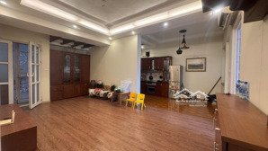 bán gấp cc 2pn, 93m2, 8 tỷ tại dương đình nghệ, yên hòa, cầu giấy, hà nội đẹp, nhiều tiện ích