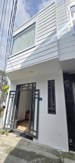 bán nhà 2 tầng 3 phòng ngủ, mê đúc hẻm vũ lăng vcn phước hải, nam nha trang. cách biển chỉ 2km