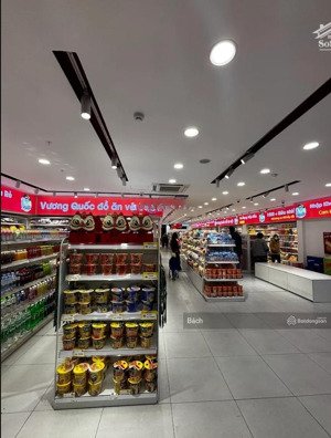 cho thuê nhà mặt phố nguyễn trãi diện tích 90m, 3 tầng, mặt tiền 9m. lh: 