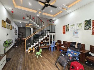 nhà 3tầng phong bắc 2, có 3pn, 3wc, hòa thọ động, gần cầu cẩm lệ, đà nẵng, giá chính chủ