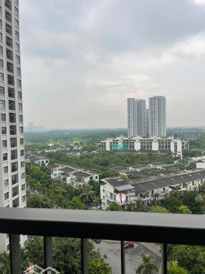cần cho thuê 90m2 full đồ view nhìn hồ thiên nga đẹp long lanh giá 9 triệu westbay ecopark