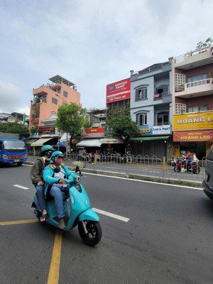 bán nhà mặt tiền vườn lài cụm 3 căn liền kề hiếm