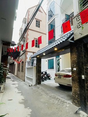 nhà phú thượng, 81m, mt 7.5m, ô tô vào nhà, 5 ngủ, sống như vương giả, 15.5 tỷ có tl