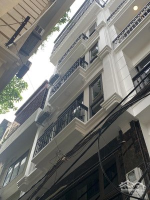 bán nhà trần thái tông - 7 tầng thang máy - ngõ ô tô - nhà đẹp ở luôn - 50m2 hơn 15 tỷ