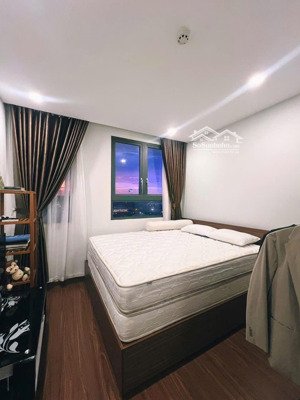 bán căn hộ himlam tầng cao view sông - view ga metro