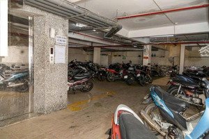 bán chdv 1 sẹt trường chinh .quận tân bình 60p đang cho thuê 200tr/tháng giá 28 tỷ 8