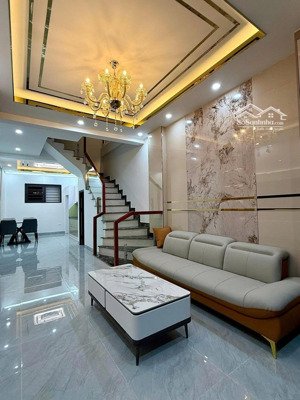 đa sỹ kiến hưng!ngõ thông phân lô bàn cờ ,ô tô đỗ cửa nhà đẹp kts thiết kế 40m x 4t giá nhỉnh 9tỷ