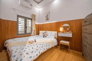 bán nhà đẹp 3 tầng lê bôi - 1 phút đi bộ tới biển - dòng tiền 40tr/ tháng - giá 8ty