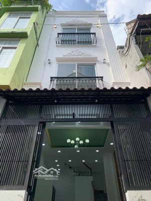 nhà bán q8 p9 hưng phú - trệt 2 lầu sân thượng - nhà đẹp, mới tinh vào ở ngay đón tết.