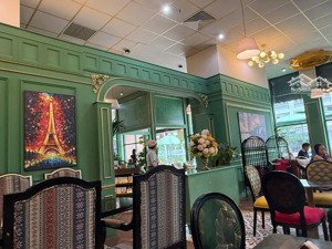 cho thuê nhà mặt phố thái thịnh, mặt tiền :16m, vị trí đắc địa, hơn 100m2, mọi mô hình cả hàng ăn