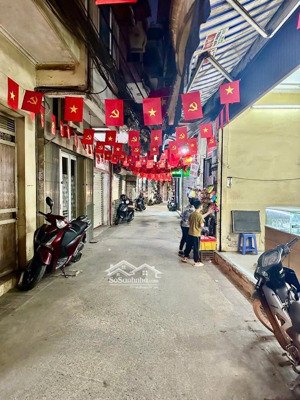 bán nhà ngọc hà, mặt ngõ kinh doanh tốt, lô góc 2 thoáng 44m x 4 tầng.