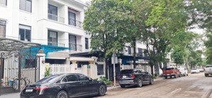 siêu phẩm biệt thự nv 120m2, ở ngay,trung tâm khu d_ lê trọng tấn_dương nội _ hà đông, giá tốt