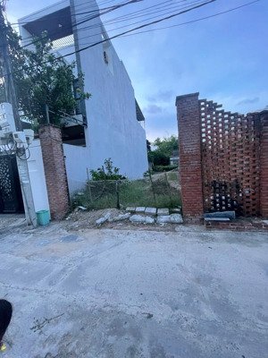 đất kiệt oto nguyễn duy trinh dt lớn ngang 6m