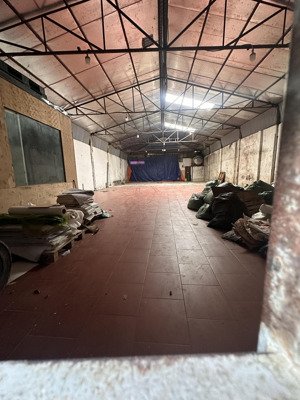 cho thuê 280m2 kho xưởng mặt tiền 11m tại phúc diễn - xuân phương - hà nội. lh 